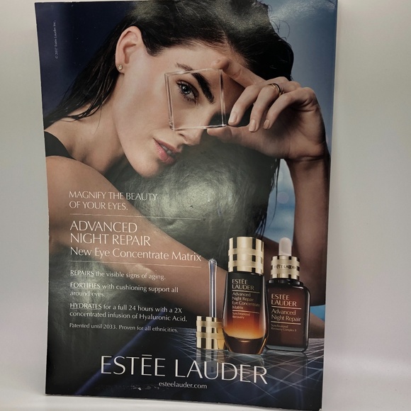 GLAMOUR Magazine -Zendaya November 2017 - Picture 11 of 12